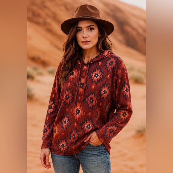 Tops - Women’s Aztec Pull Over Long Sleeve Hoodie NWT